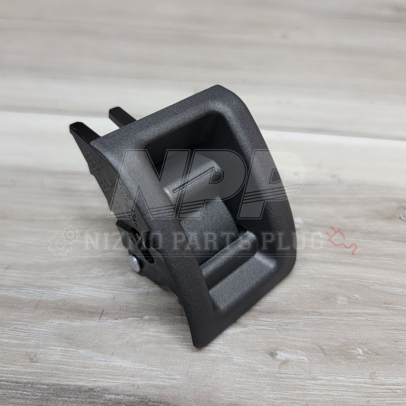 Load image into Gallery viewer, R35 GT-R RH Front Door Interior Lock Knob Assembly - NizmoPartsPlug
