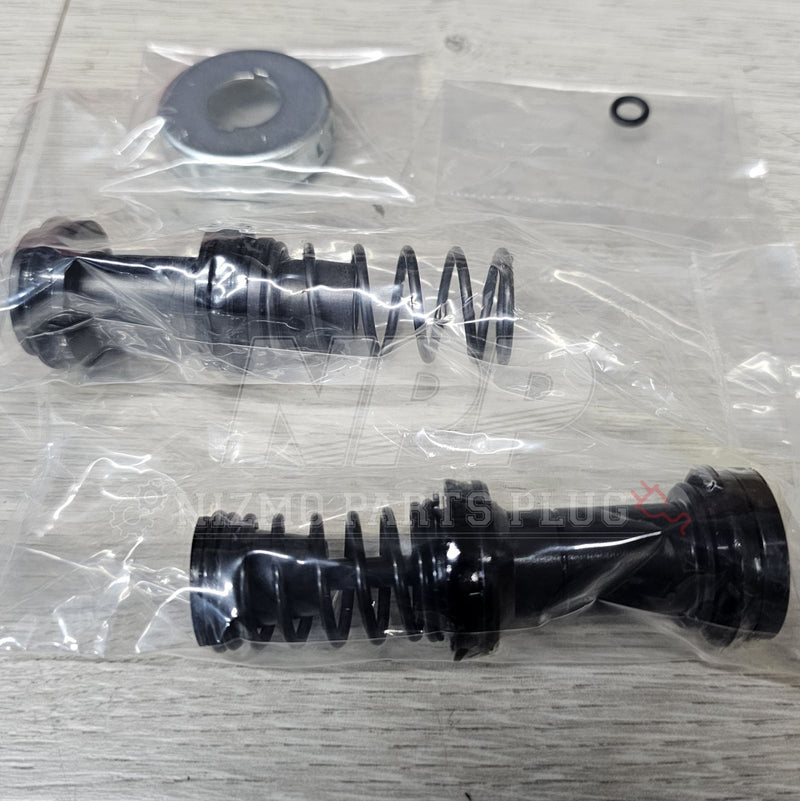 Load image into Gallery viewer, Nissan R34 Skyline GT-R Brake Master Cylinder Rebuild Kit (00-02) - NizmoPartsPlug
