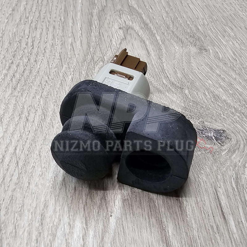 ギャラリービューアに画像をロードする, Nissan Stagea C34 RH Door Ajar Switch Assembly S2 - NizmoPartsPlug
