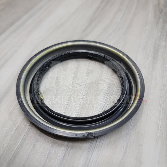 1990-1993 Nissan Homy / Caravan Front Axle Grease Seal (4WD)