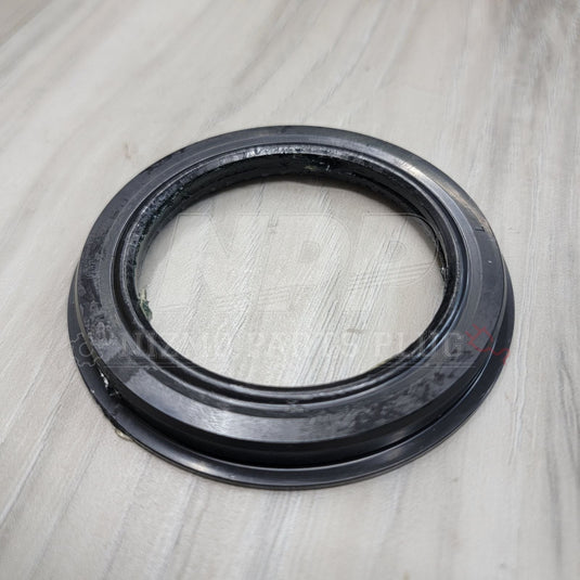 1990-1993 Nissan Homy / Caravan Front Axle Grease Seal (4WD)