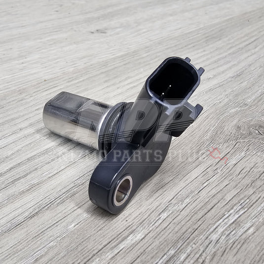 Nissan 350Z/G35 VQ35DE Driver Camshaft Angle Sensor (BANK 2) - NizmoPartsPlug