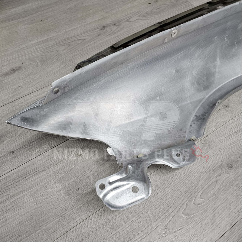 Load image into Gallery viewer, Nissan R33 Skyline GTR Fender &amp; Mounting Riser Set (Pre-Owned) - NizmoPartsPlug
