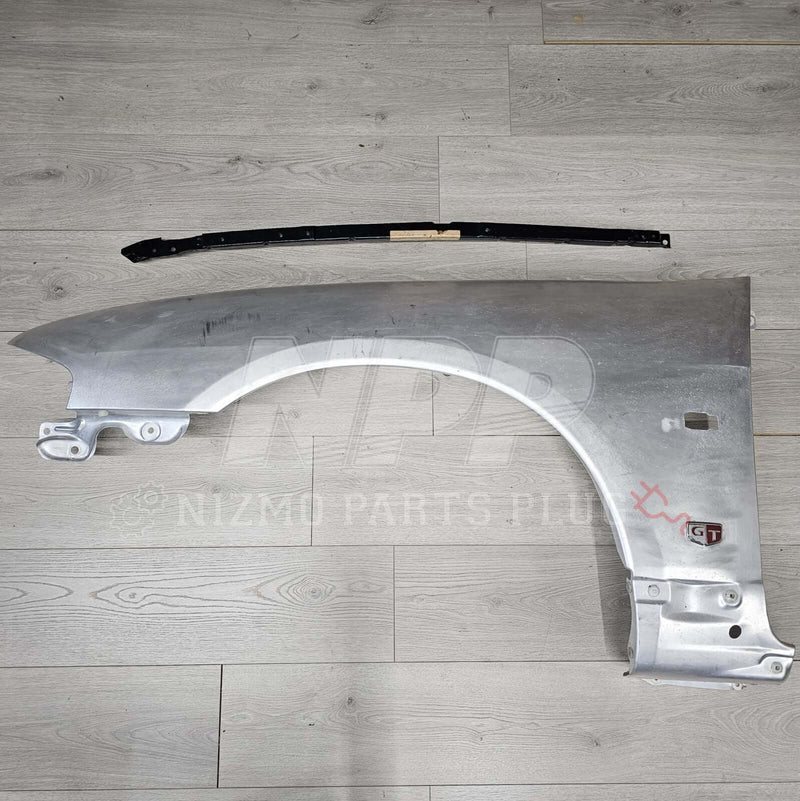 Load image into Gallery viewer, Nissan R33 Skyline GTR Fender &amp; Mounting Riser Set (Pre-Owned) - NizmoPartsPlug
