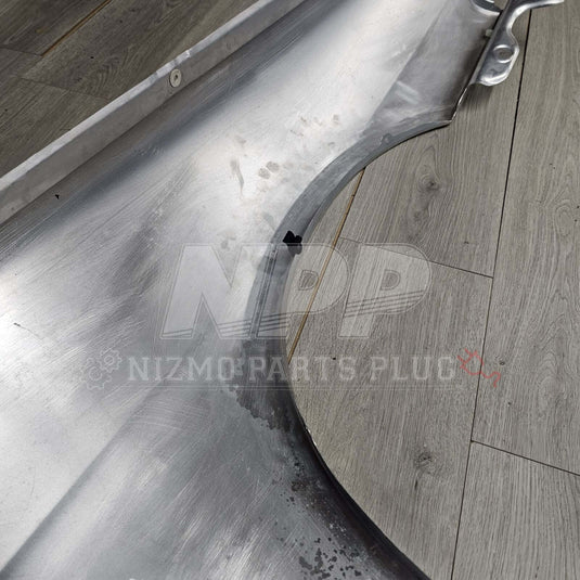 Nissan R33 Skyline GTR Fender & Mounting Riser Set (Pre-Owned) - NizmoPartsPlug