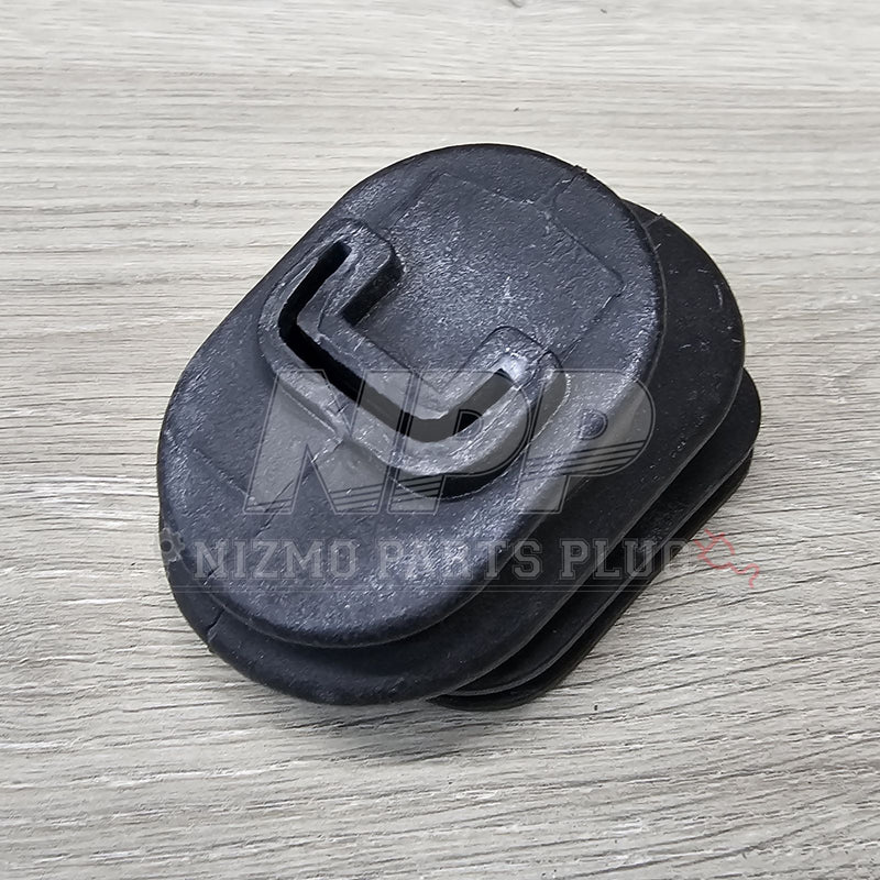 Load image into Gallery viewer, Nissan S13 Silvia SR20DET Manual Transmission Clutch Fork Boot Dust Cover - NizmoPartsPlug

