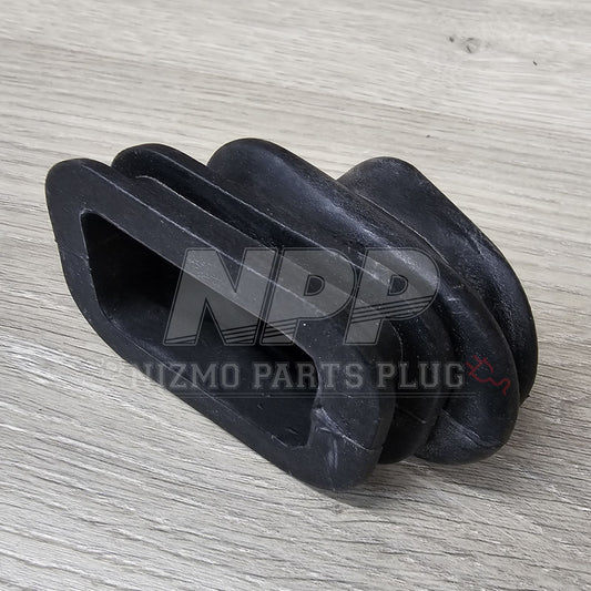 KA24E/DE/SR20DET Manual Transmission Clutch Fork Boot Dust Cover