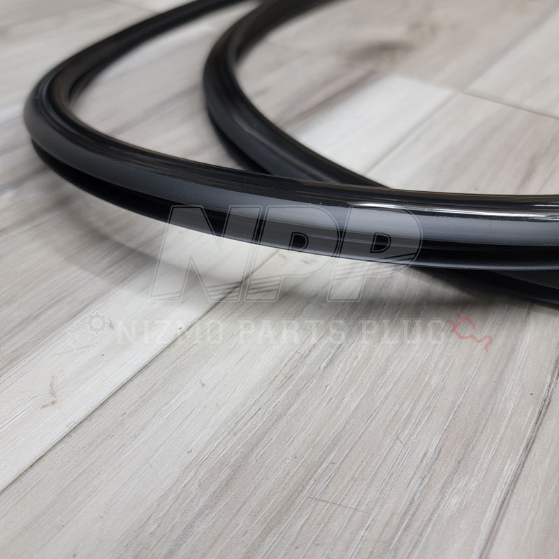 ギャラリービューアに画像をロードする, Nissan R34 Skyline Coupe Models Front Windshield Molding - NizmoPartsPlug
