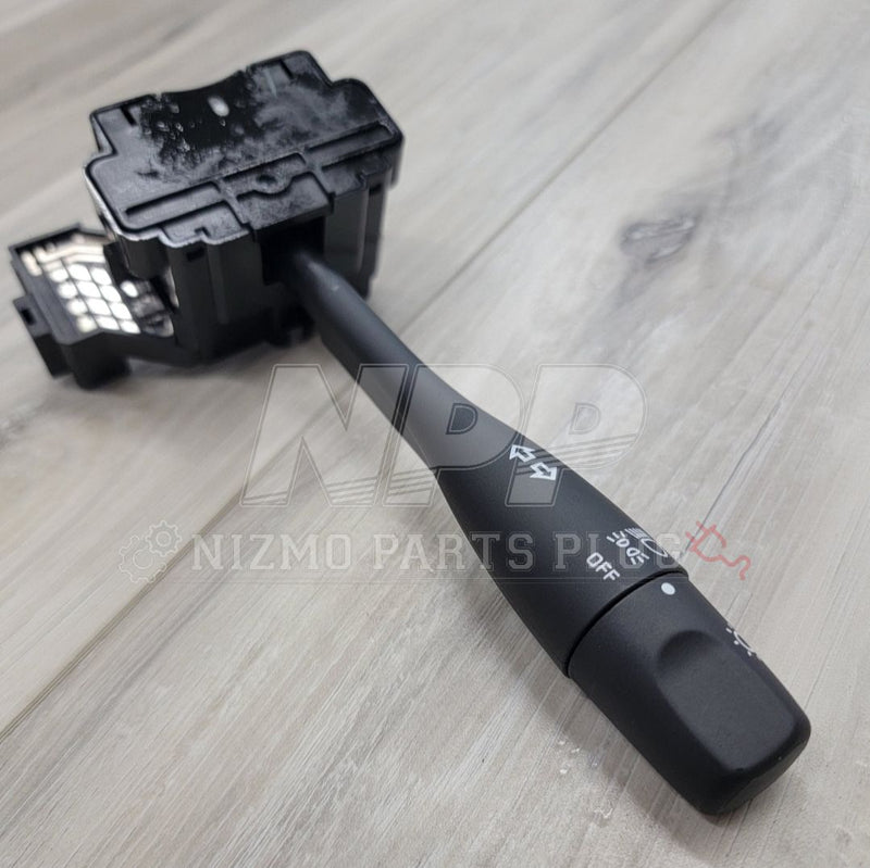 ギャラリービューアに画像をロードする, Nissan R33 Skyline GTR Turn Signal/Headlight Switch Assembly - NizmoPartsPlug
