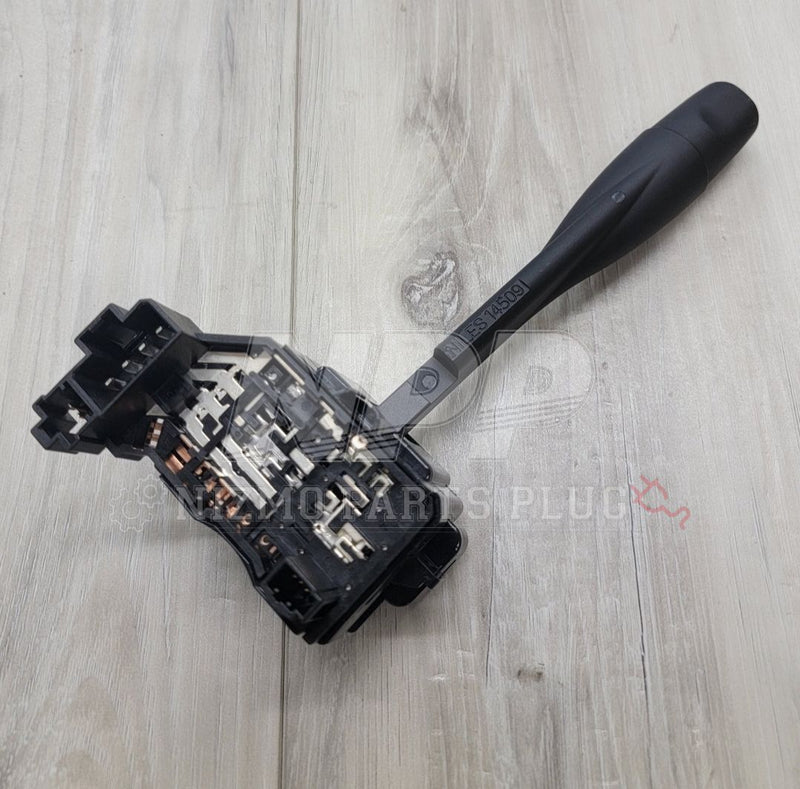 ギャラリービューアに画像をロードする, Nissan R33 Skyline GTR Turn Signal/Headlight Switch Assembly - NizmoPartsPlug
