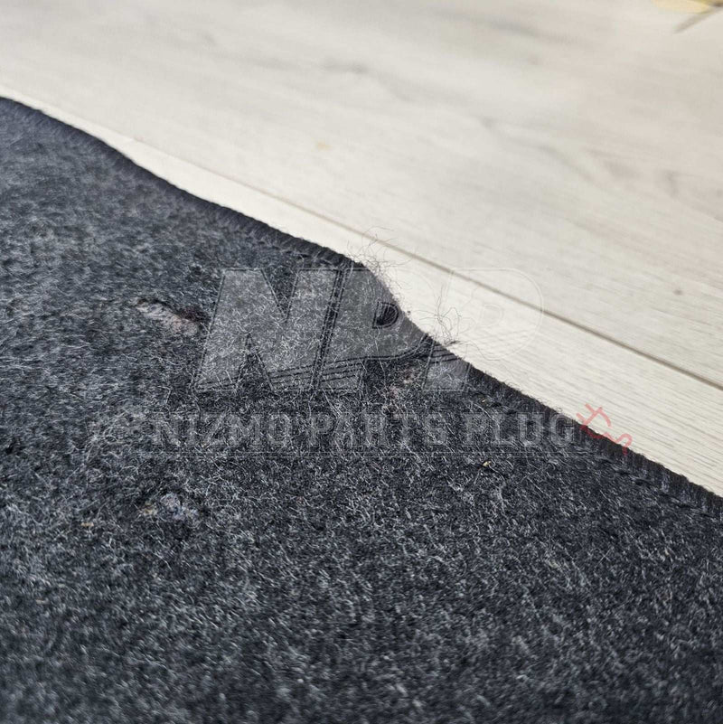 Load image into Gallery viewer, Pre-Owned Nissan R34 Skyline Coupe Rear Trunk Mat - NizmoPartsPlug
