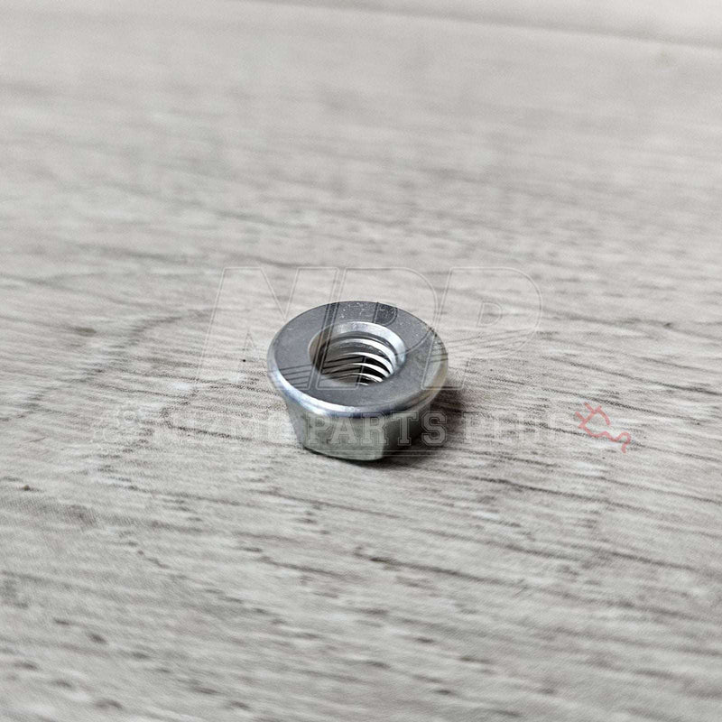 Load image into Gallery viewer, Nissan R34 Skyline GTR Fan Clutch Mounting Nut - NizmoPartsPlug
