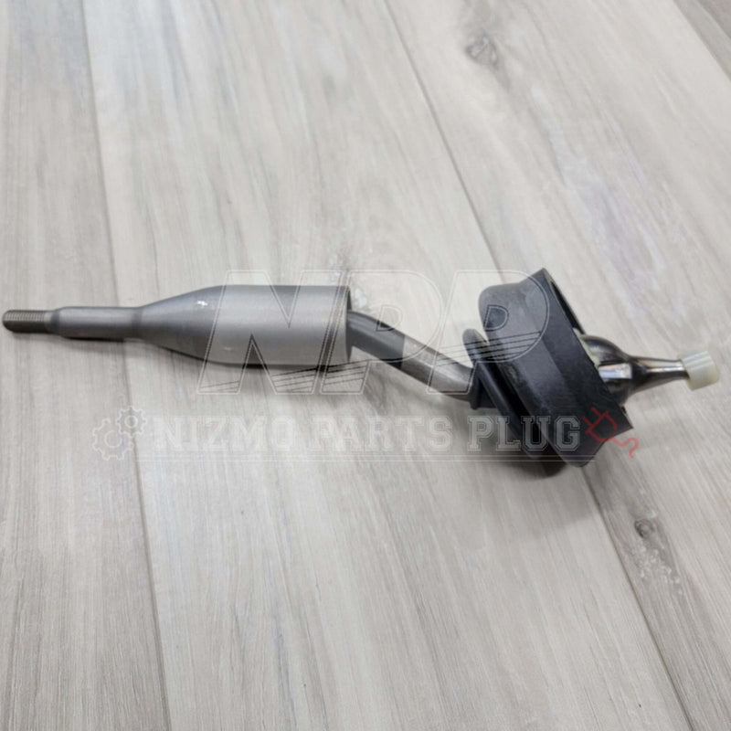 Load image into Gallery viewer, Nissan R33 Skyline GTST Nismo 5 Speed Solid Shifter

