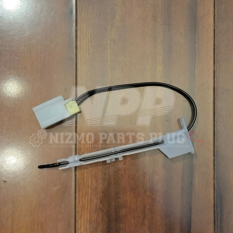ギャラリービューアに画像をロードする, Nissan R32 Skyline A/C Suction Temp Sensor Assembly
