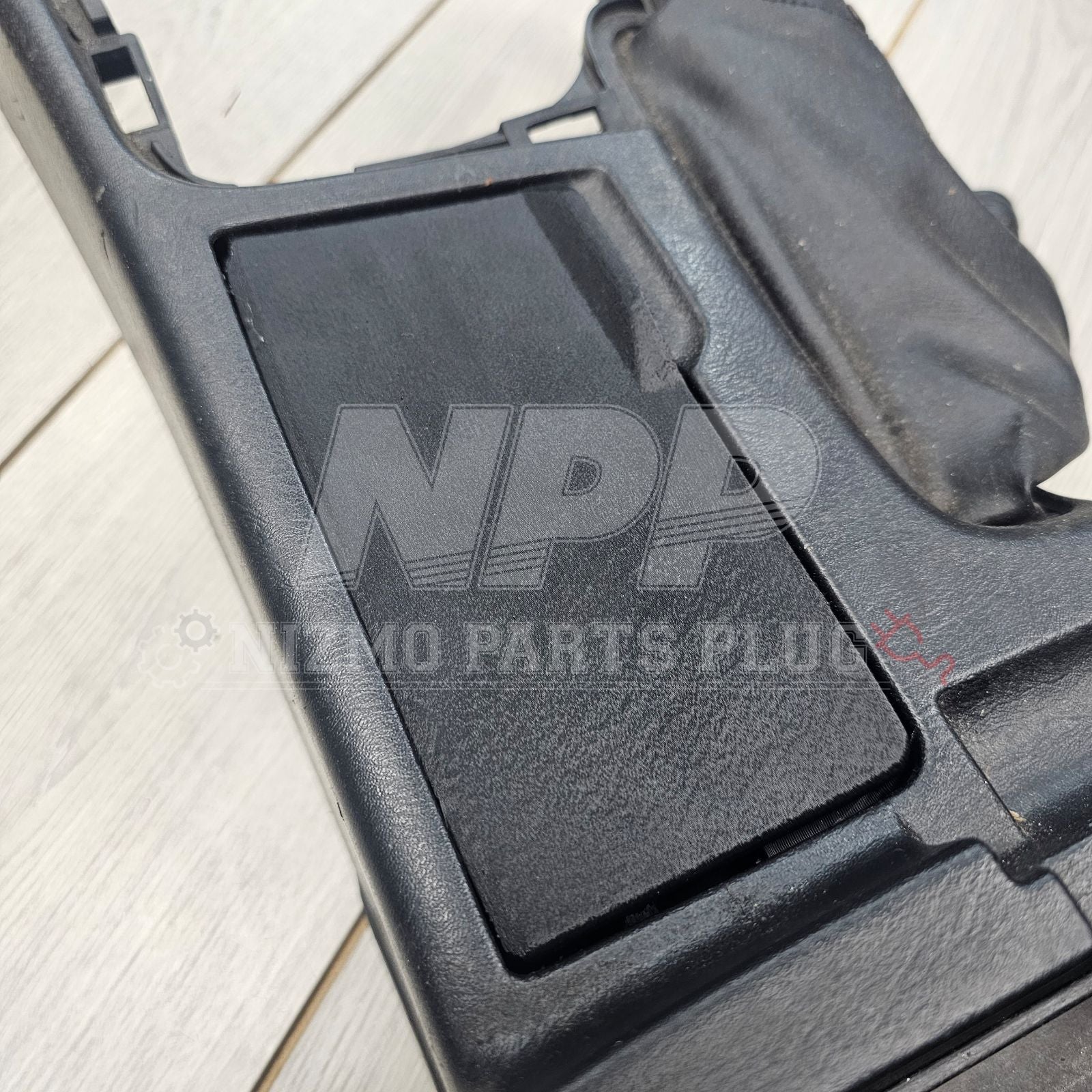 Mīrai Mamōru R34 Skyline Interior Cup Holder Cover