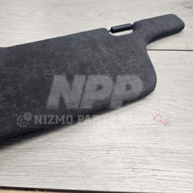 Load image into Gallery viewer, MUSE JAPAN Nissan Skyline R32 BNR32 GTR Alcantara Sun-visors (1 Set) - NizmoPartsPlug
