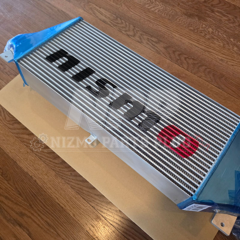 Cargue la imagen en el visor de la galería, Kit de intercooler Nissan BNR34 Skyline GTR Nismo (pedido pendiente)

