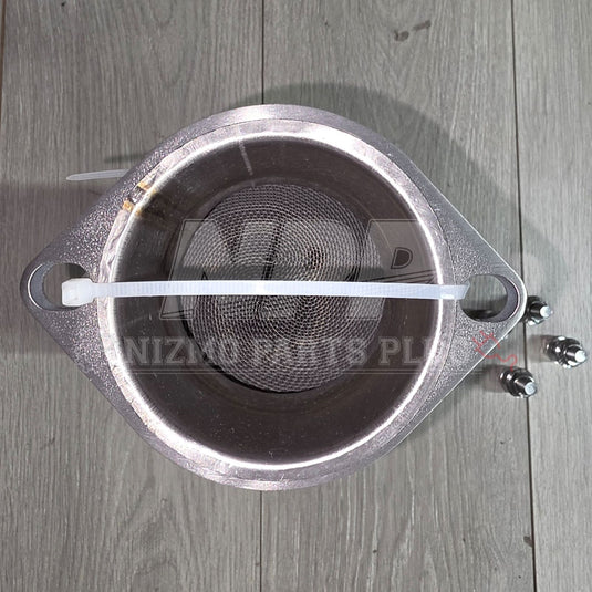 Titanium high-flow catalyst for RB26DETT (R32/R33/R34). Silver metallic finish, includes zip tie and small bolts.