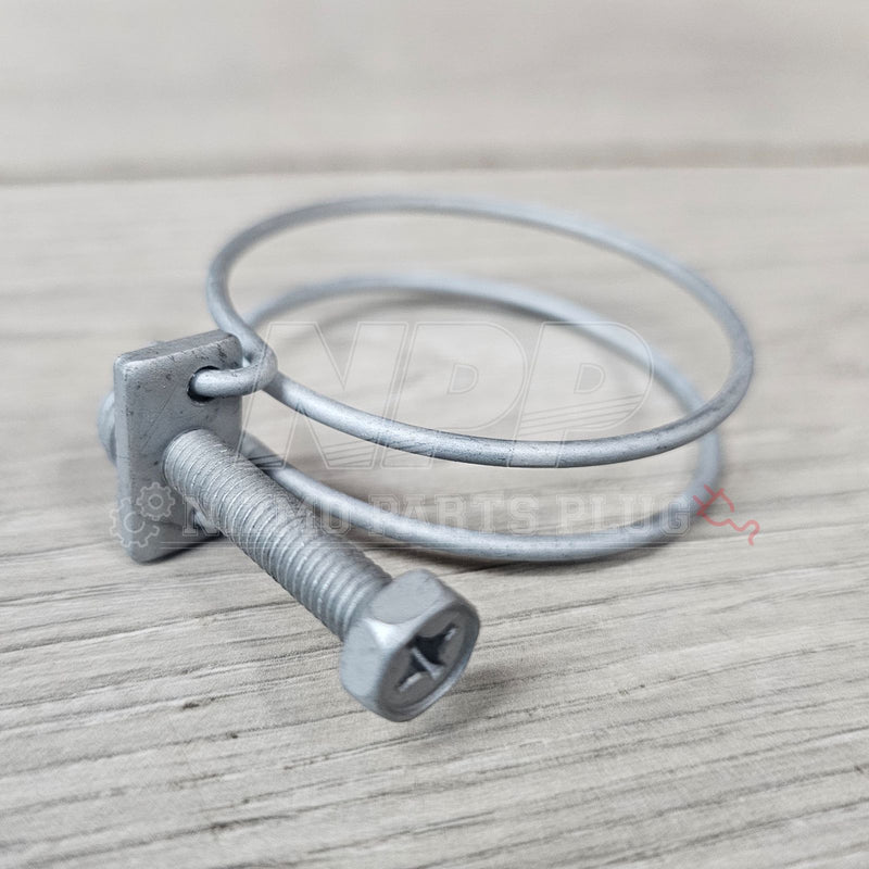Load image into Gallery viewer, Nissan R34 Skyline GTR Lower Radiator Hose Mounting Clamp #2 - NizmoPartsPlug
