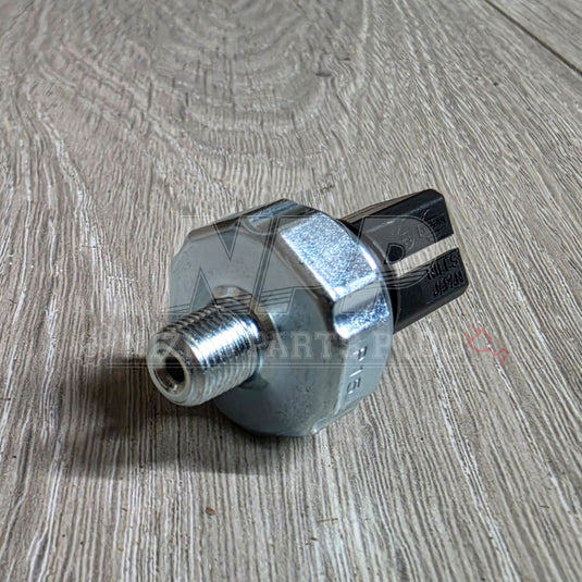 Nissan R32/33/34 Skyline Oil Pressure Switch