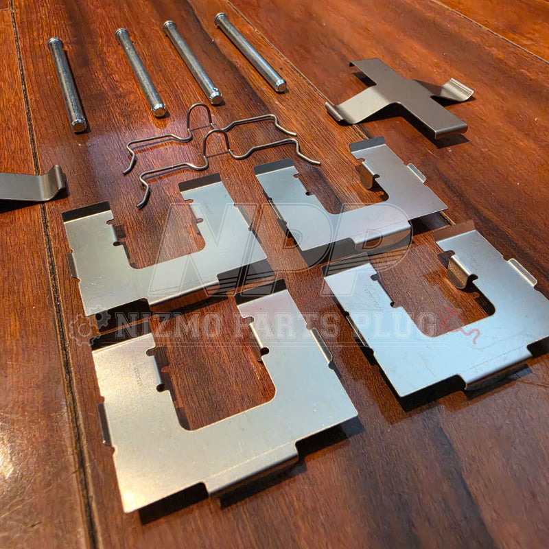 Cargue la imagen en el visor de la galería, Nissan Skyline Rear Brake Hardware Pin Kit - 2 Piston Sumitomo Calipers
