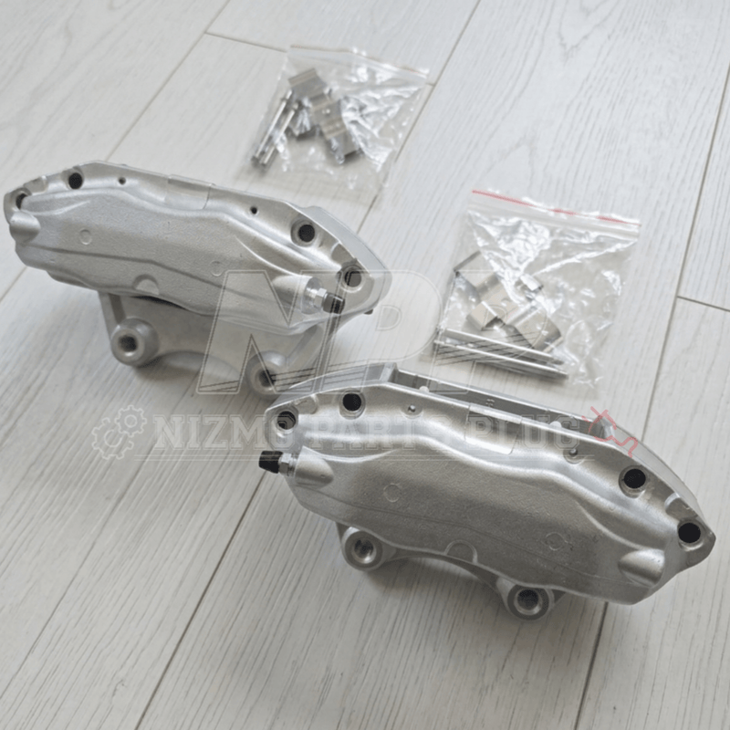 Load image into Gallery viewer, Nissan R34 Skyline GT/GTT Front USDM Upgrade Brake Kit

