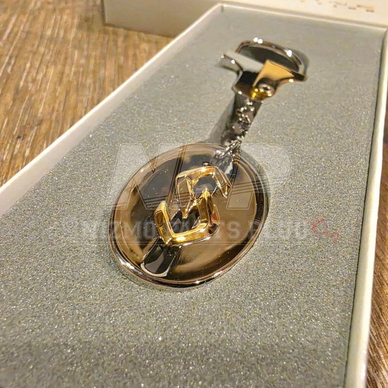 Cargue la imagen en el visor de la galería, Vintage Nissan Skyline Collection Gold Emblem Keyring / Keychain
