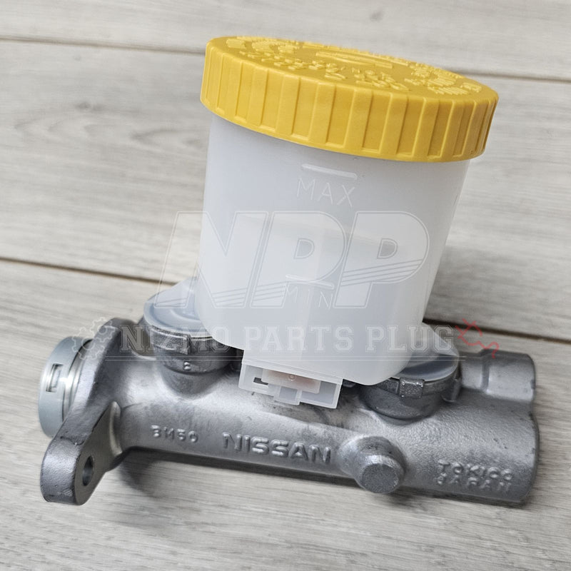 Load image into Gallery viewer, Nissan R32 Skyline GTR Brake Master Cylinder Assembly - NizmoPartsPlug
