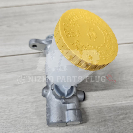 Nissan R32 Skyline GTR Brake Master Cylinder Assembly - NizmoPartsPlug