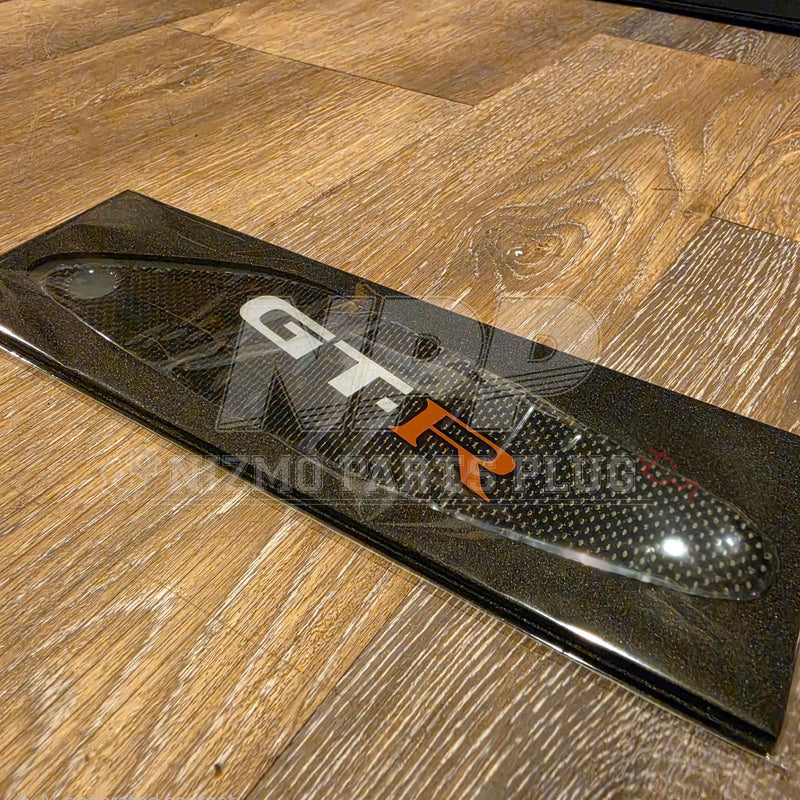Load image into Gallery viewer, Nissan R33 Skyline GTR Nismo Air Spoiler Carbon Fiber End Cap Cover Set

