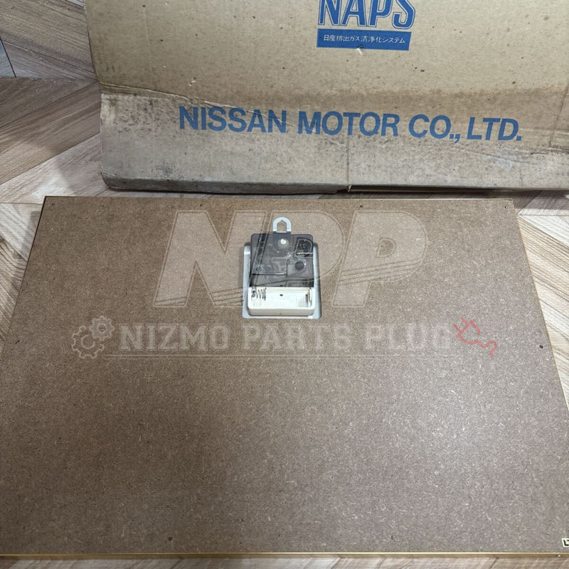 Load image into Gallery viewer, Nissan Citizen Quartz AD-1 Concept Memorabilia Clock -Official Corporate Promotional With Box
