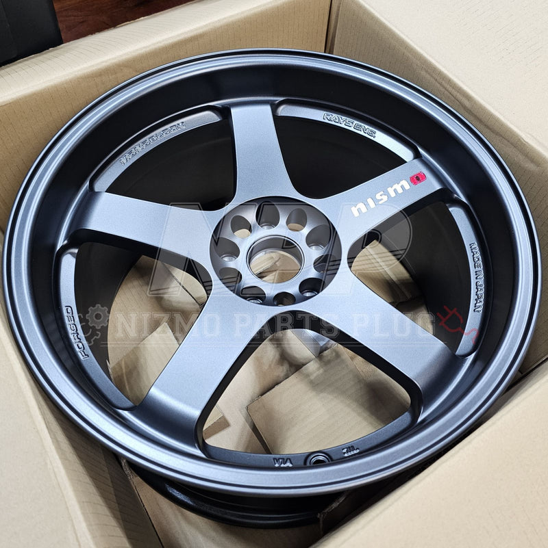 ギャラリービューアに画像をロードする, ニスモ LMGT4 グロスブラック 18x10.5 +15 
