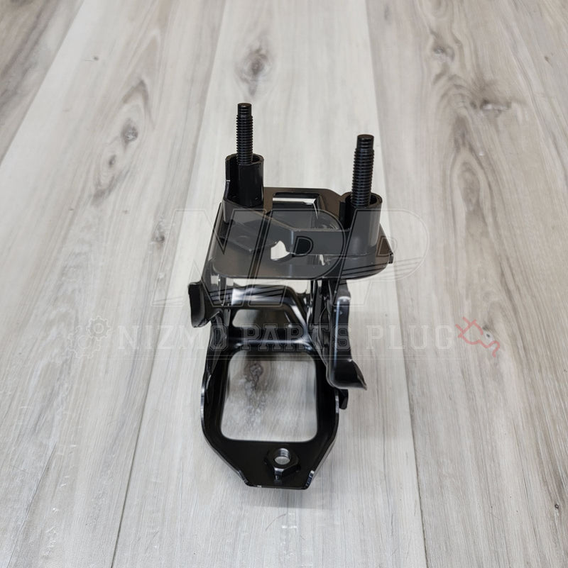 Load image into Gallery viewer, Nissan R34 Skyline Clutch Pedal Mounting Bracket Assembly - NizmoPartsPlug
