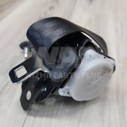 Nissan R34 Skyline Seatbelt Retractor Assembly (Rear) - NizmoPartsPlug