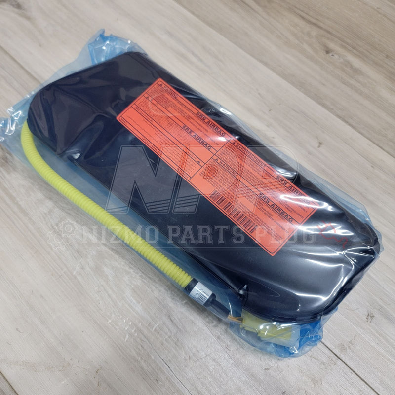 ギャラリービューアに画像をロードする, Nissan R34 GTR Seat Side Optional Airbag RH Side (Discontinued) - NizmoPartsPlug
