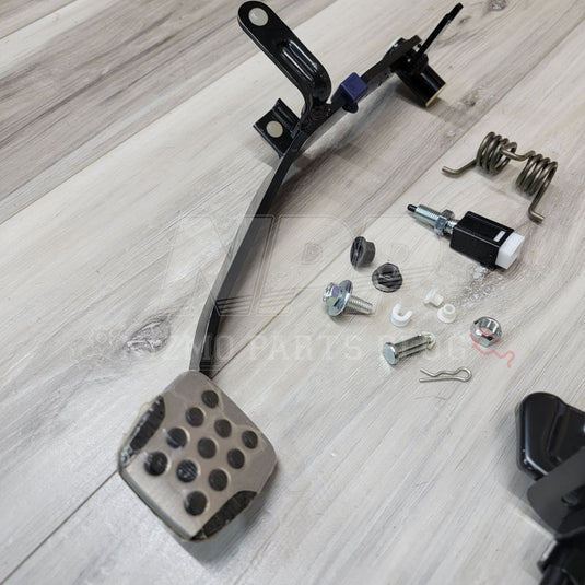 Nissan R34 Skyline GT/GTT Manual Clutch Pedal Set (Series 2) - NizmoPartsPlug