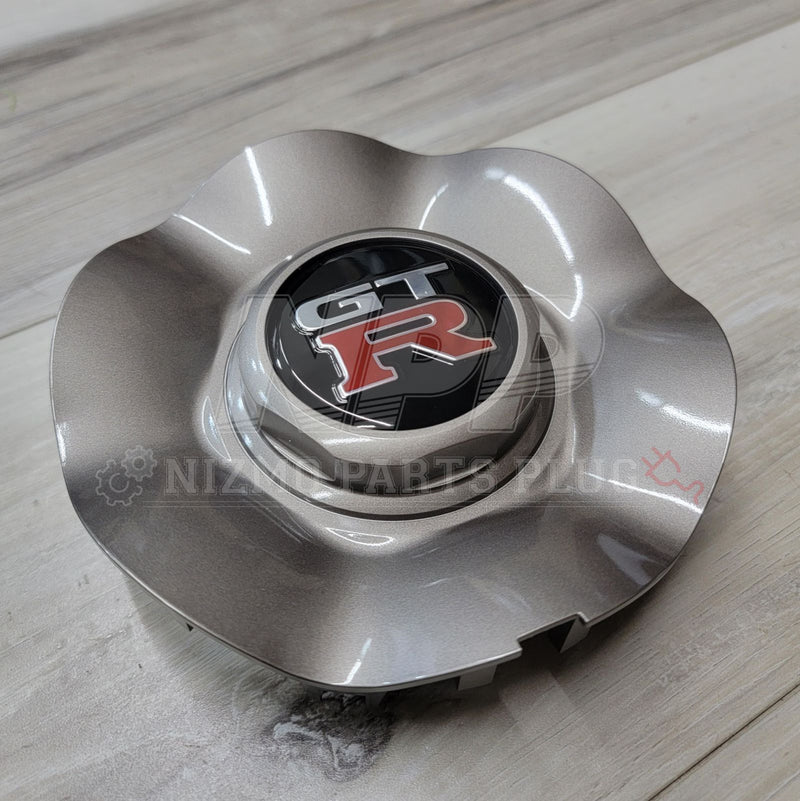 Load image into Gallery viewer, Nissan R34 Skyline GTR Wheel Center Cap Ornament (Individual) - NizmoPartsPlug
