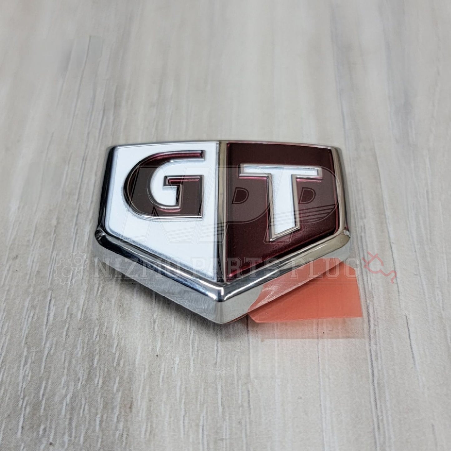 Nissan R34 Skyline GTT Fender Emblem (Red/White)