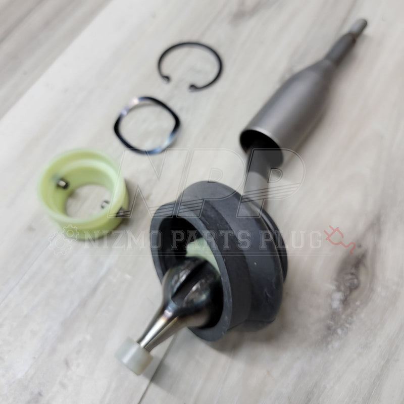 Cargue la imagen en el visor de la galería, Nissan R34 Skyline GTT 5-Speed Shifter Refresh Set - NizmoPartsPlug
