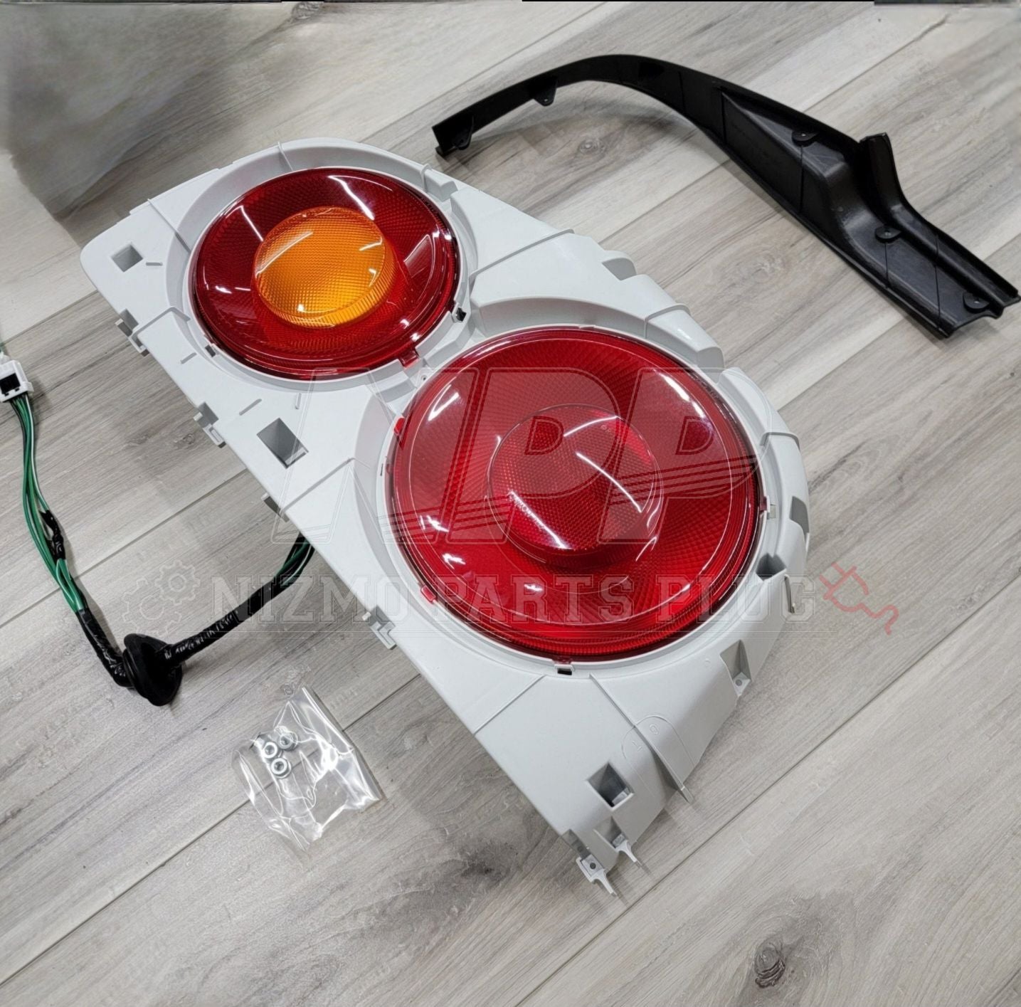 Nissan R34 Skyline Coupe Taillight Assembly Set