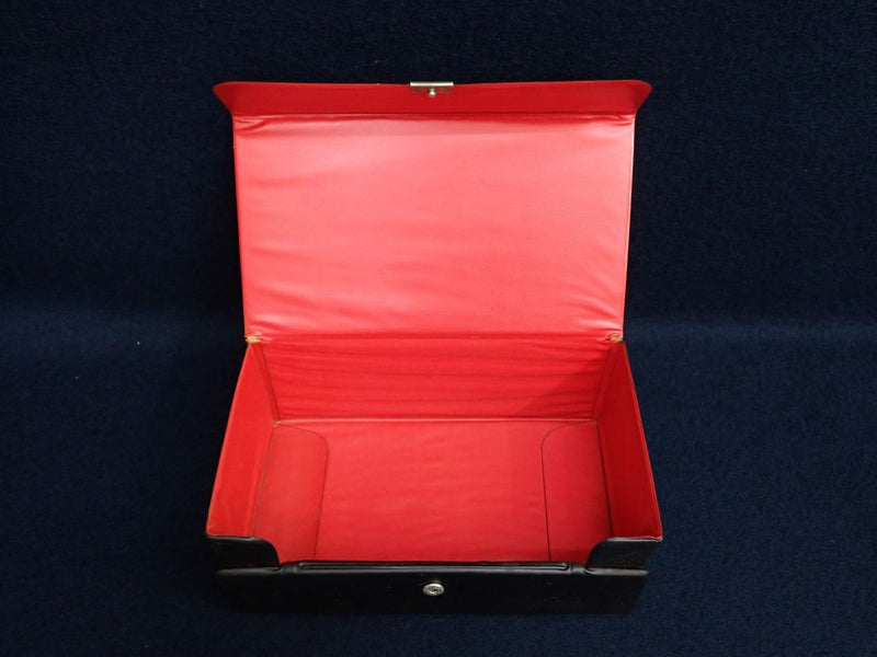 ギャラリービューアに画像をロードする, NOS / Vintage 1970s Nissan Skyline C110 "Ken &amp; Mary" Cassette Tape Storage Case
