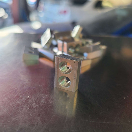 U.P.G. V-CAM STOPPER