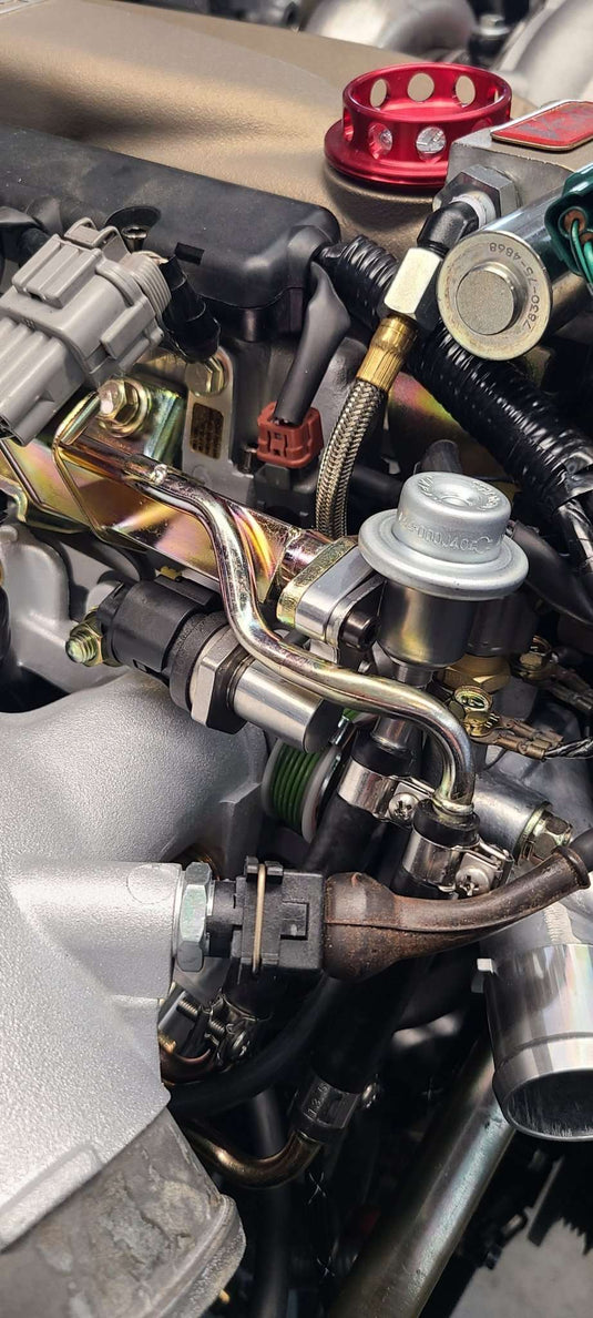 U.P.G RB26 fuel pressure adapter to OEM rail