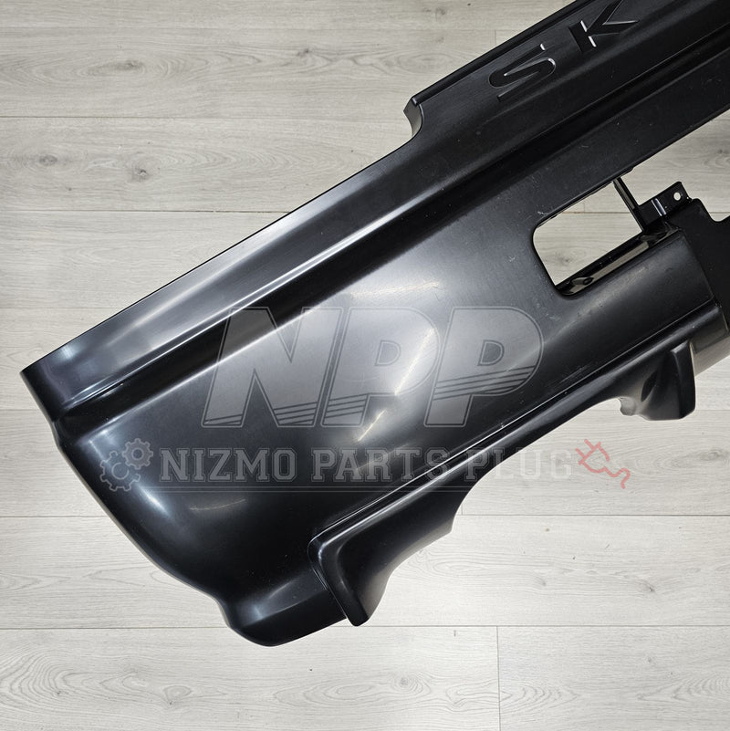 ギャラリービューアに画像をロードする, Nissan R34 Skyline GTR Rear Bumper Assembly - NizmoPartsPlug
