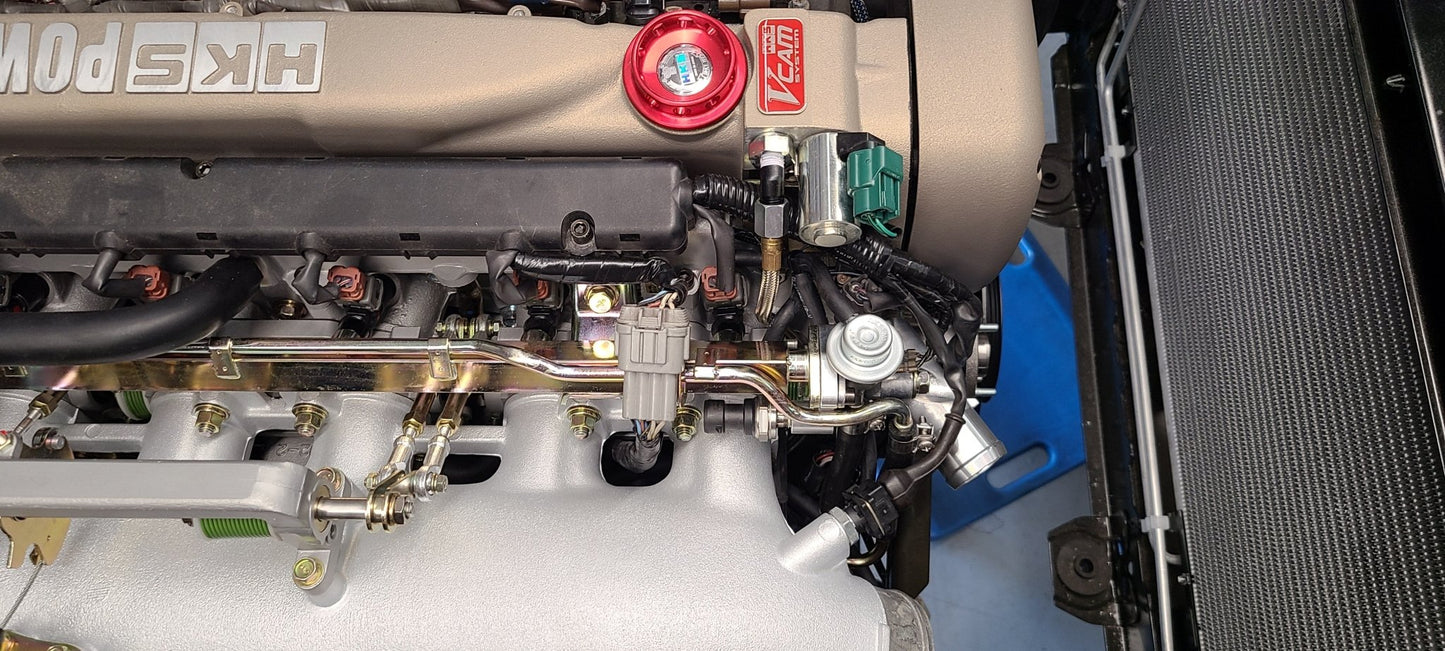 U.P.G RB26 fuel pressure adapter to OEM rail