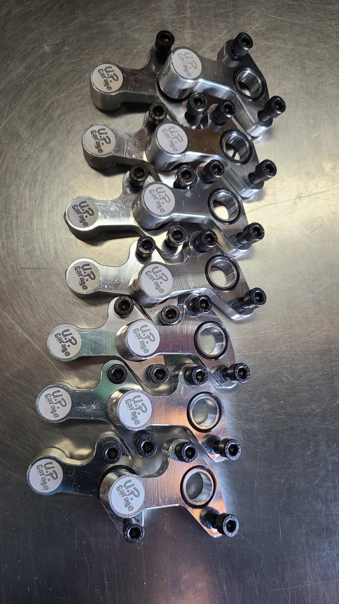 U.P.G RB26 fuel pressure adapter to OEM rail