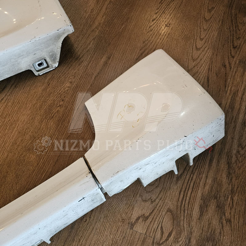 Load image into Gallery viewer, Nissan R33 Skyline GTR SideSkirt Set RH&amp;LH (Local Pickup) - NizmoPartsPlug
