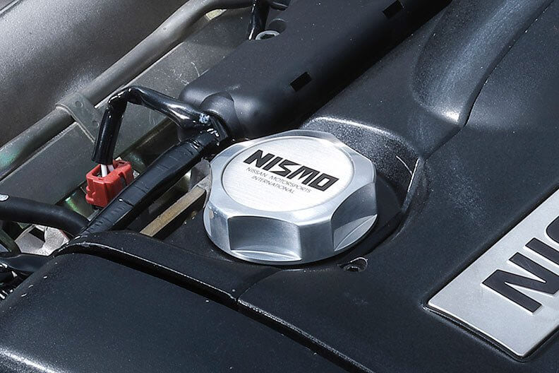Load image into Gallery viewer, 40th Anniversary NISMO Special Engine Oil Cap Old Logo - NizmoPartsPlug

