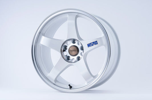 Nissan 40th Anniversary NISMO Special LMGT4 Road Wheel Assembly