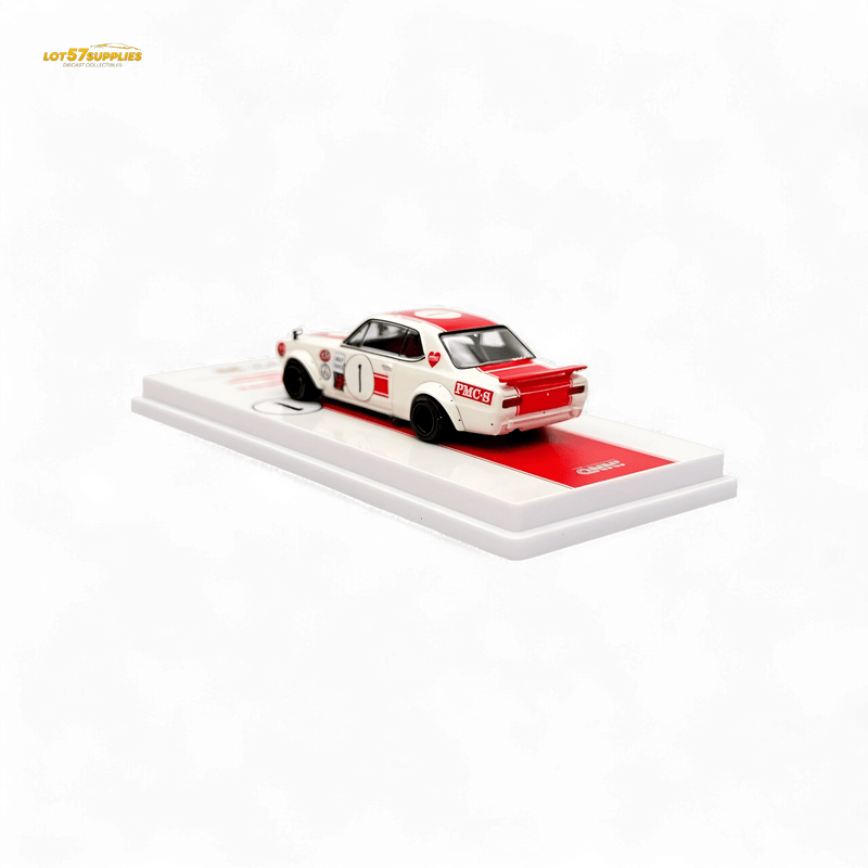 Load image into Gallery viewer, Inno64 Nissan Skyline 2000 GT-R KPGC10 #1 Takahashi Kunimitsu Fuji Masters 1971 1:64
